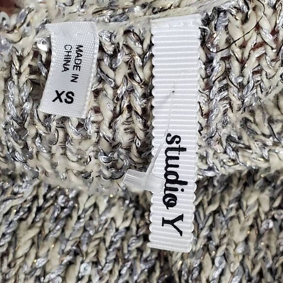 Studio Y Women’s Metallic Knit Cardigan Sweater Sequin Beaded Shoulder XS - Picture 7 of 9
